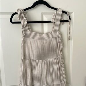 Striped sundress
Size Medium